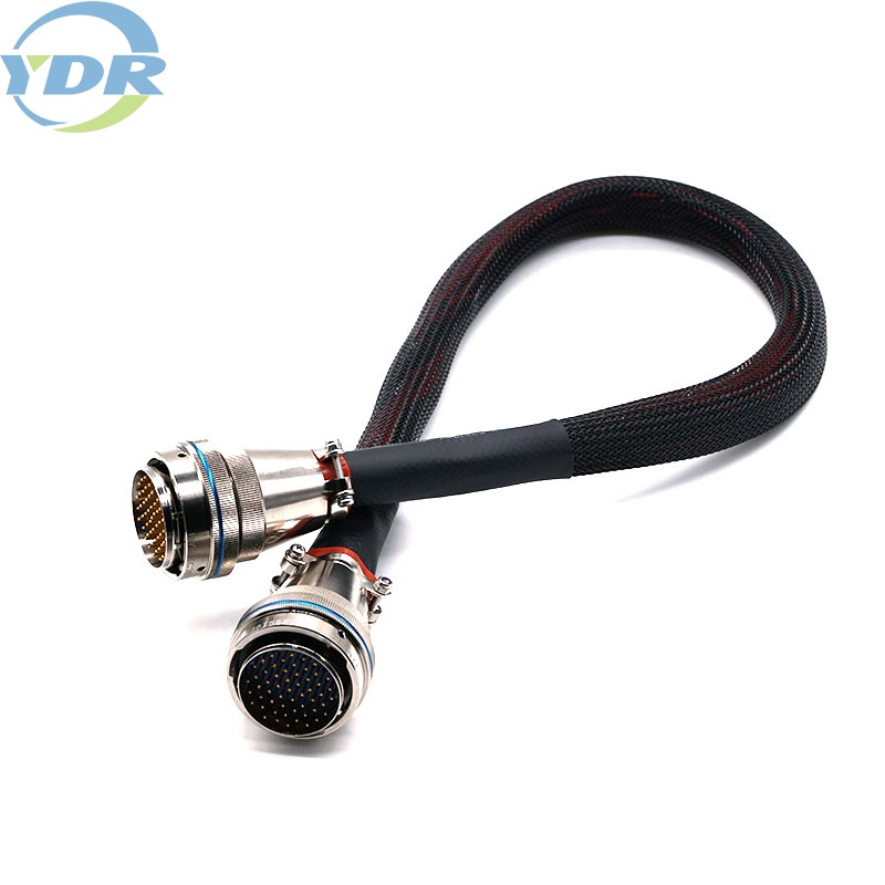 Apa saja bagian dari konektor kawat?